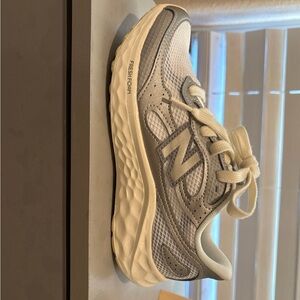 New Balance Women’s ' White and Gray Sneakers